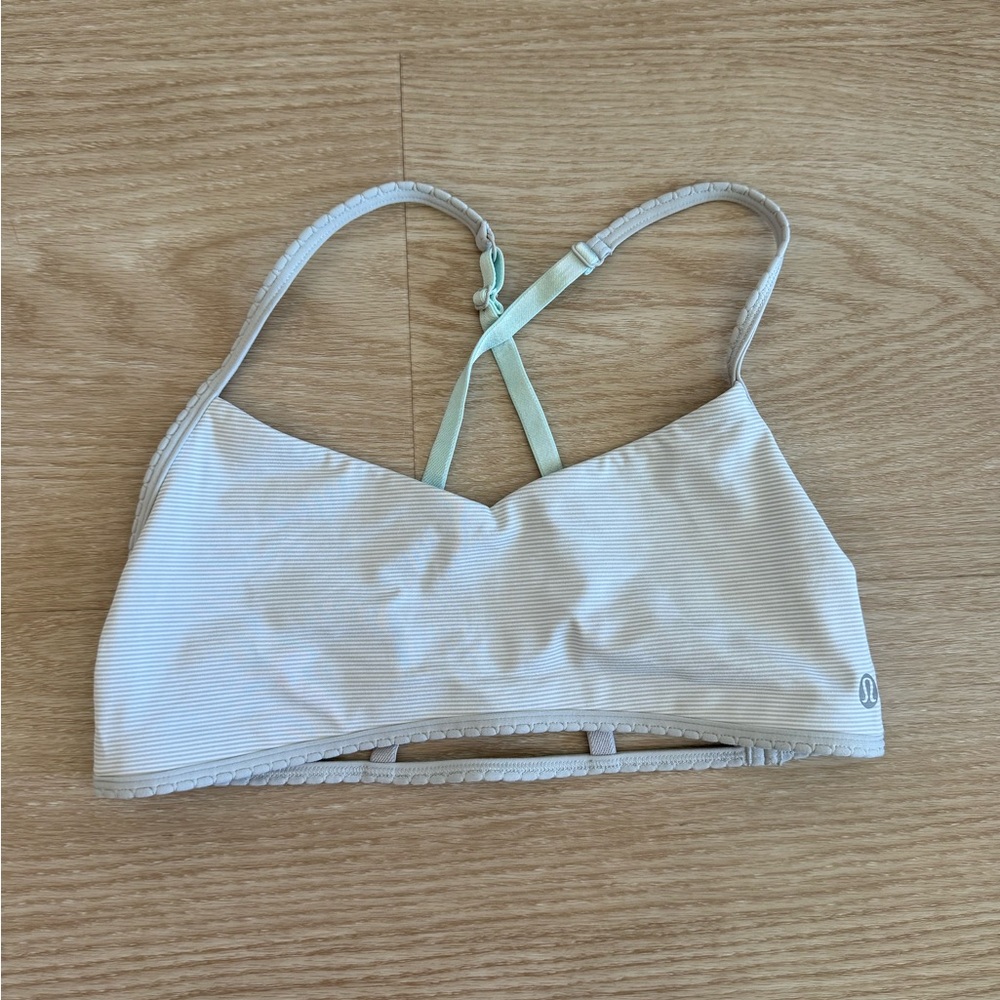 Lululemon Back Detail Sports Bra